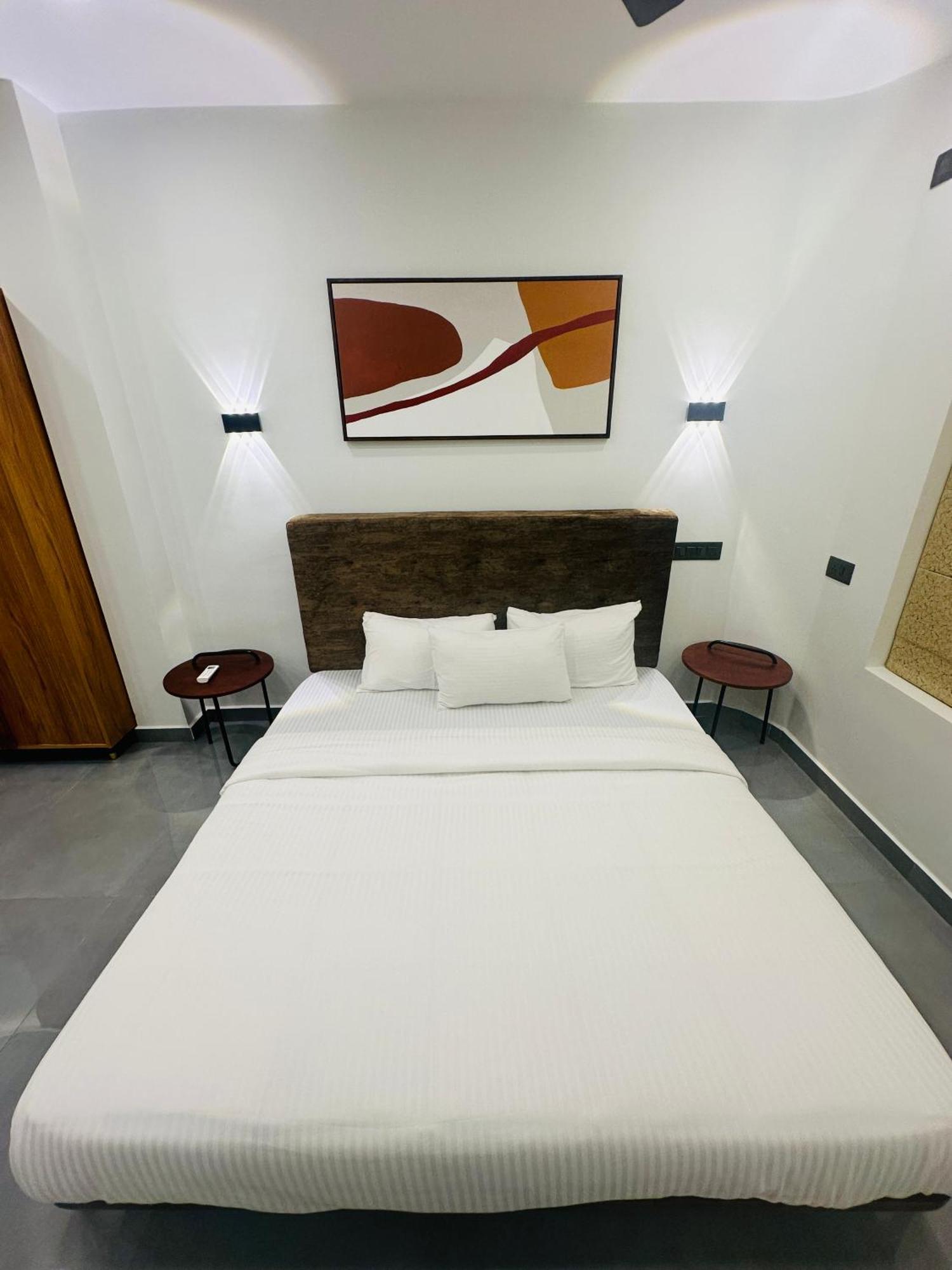 Zahir Residency Hotel Kondotty Kültér fotó
