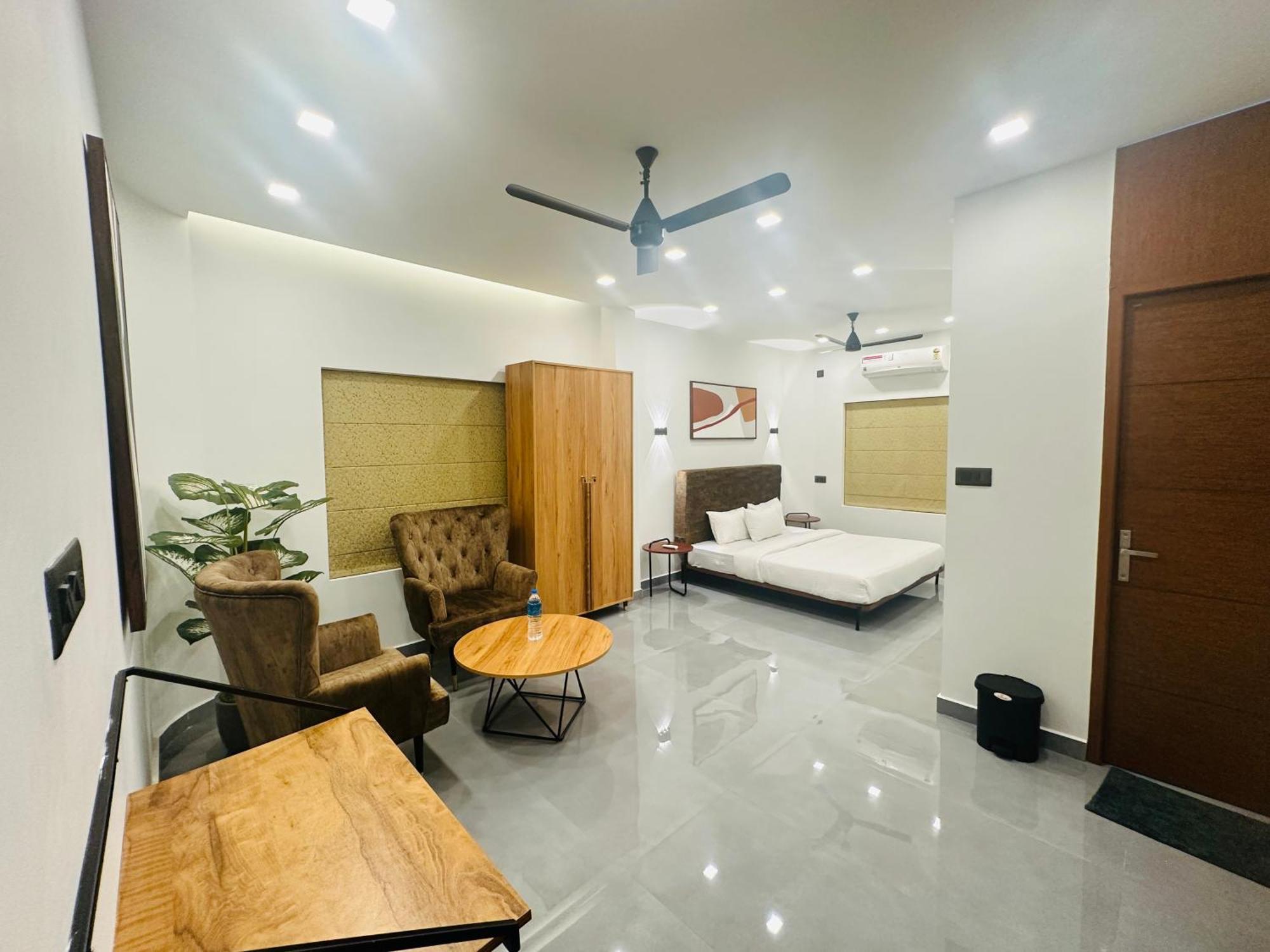 Zahir Residency Hotel Kondotty Kültér fotó